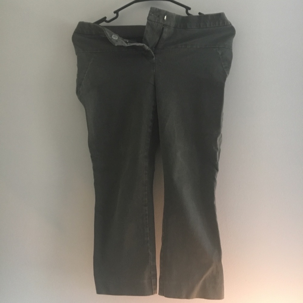 Super comfy capri slacks